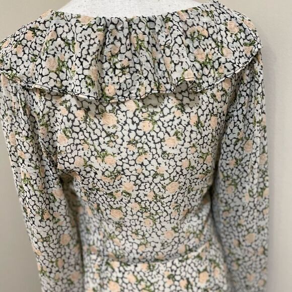 NWT Free People Gigi Floral Chiffon
Maxi Top
Retail $198 size S - Picture 10 of 16